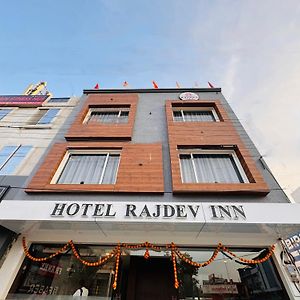 Hotel Rajdev Inn